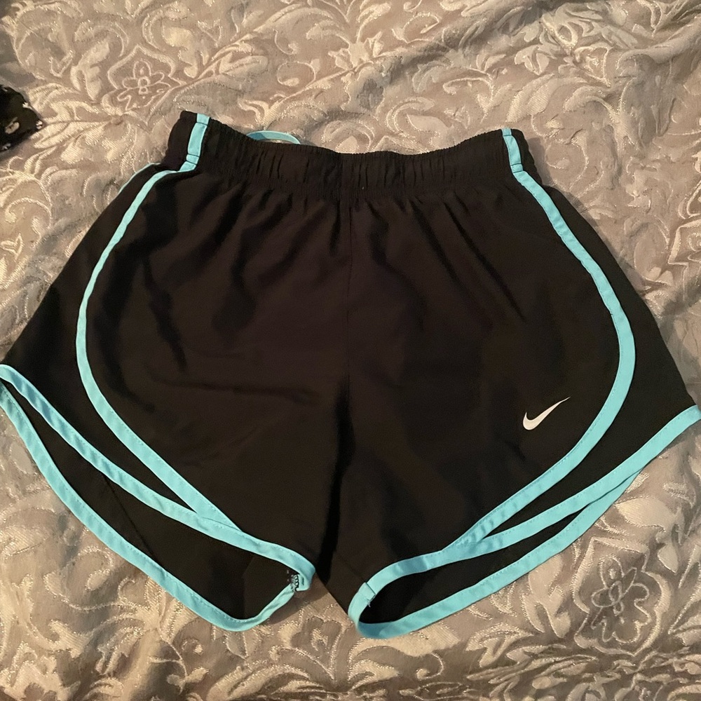 Nike dri fit athletic shorts XS